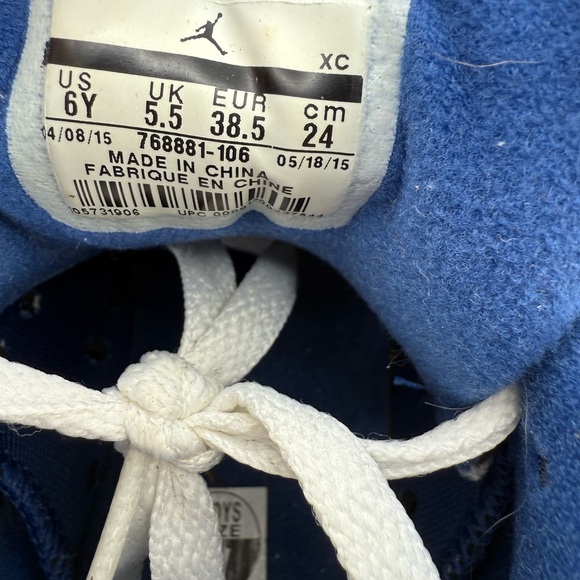 Kids Nike Air Jordan Size 6Y Low  Ghost Green 768881-106 Sneakers - Picture 10 of 11